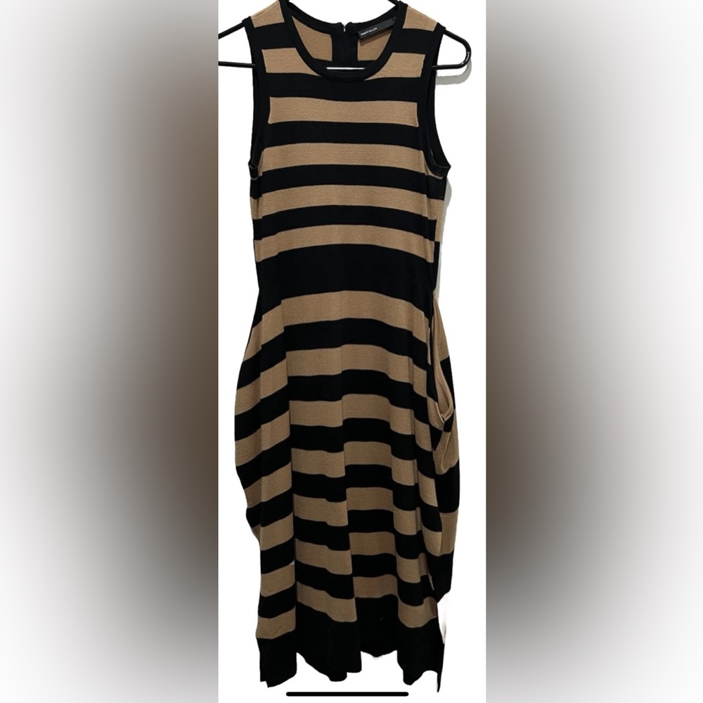 Karen Millen Black & Tan Striped Small Knit Fit & Flare Midi Sleeveless Dress